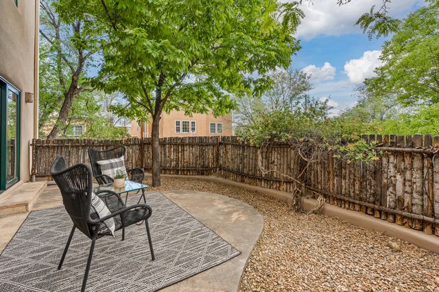 108 Monte Vista Place C, Santa Fe, NM 87501