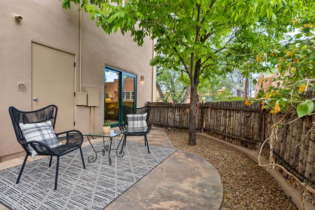 108 Monte Vista Place C, Santa Fe, NM 87501