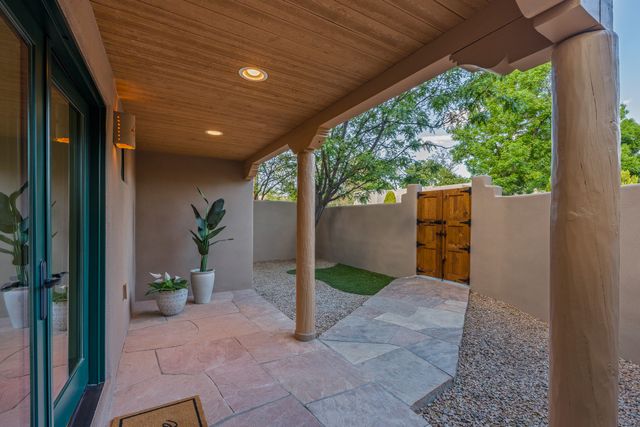 108 Monte Vista Place C, Santa Fe, NM 87501