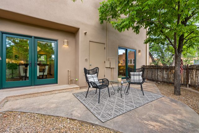 108 Monte Vista Place C, Santa Fe, NM 87501