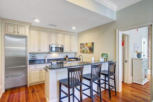 85 Cumberland Street 16, Charleston, SC 29401