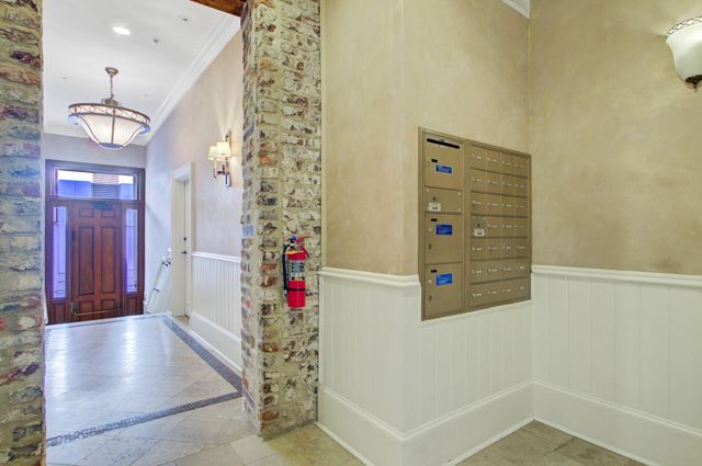 85 Cumberland Street 16, Charleston, SC 29401