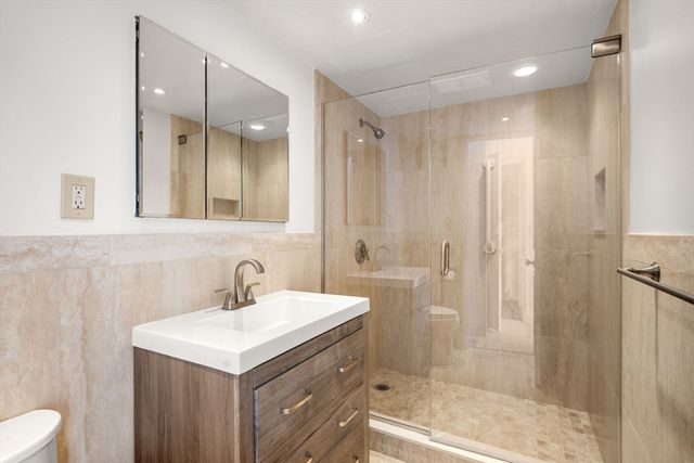 330 Beacon 153, Bolton, MA 02116