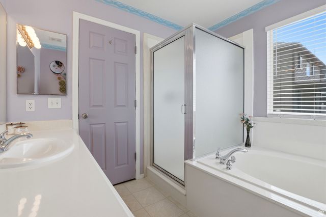 1379 N 2530 W, Clinton, UT 84015