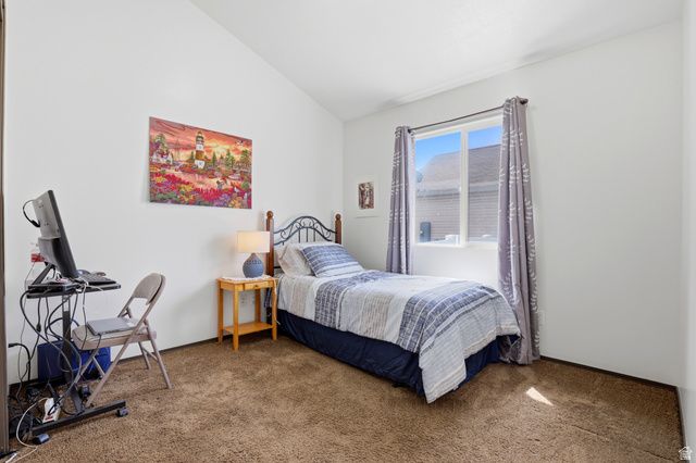 1379 N 2530 W, Clinton, UT 84015