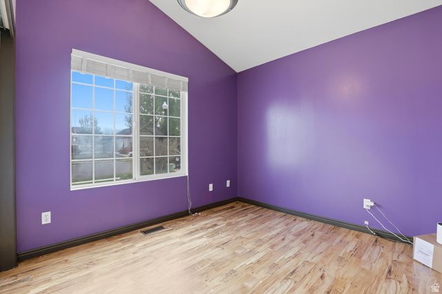 1379 N 2530 W, Clinton, UT 84015