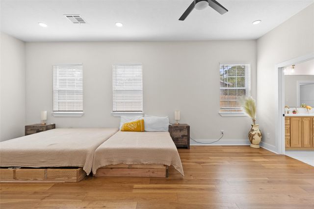 630 & 610 S Railroad Avenue, Shepherd, TX 77371