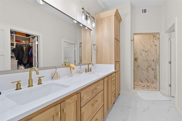 630 & 610 S Railroad Avenue, Shepherd, TX 77371