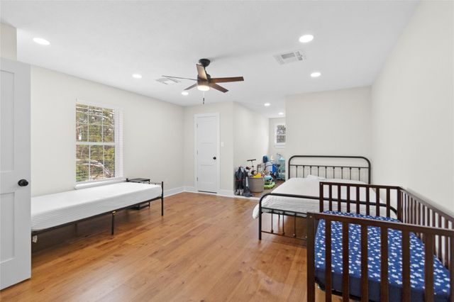 630 & 610 S Railroad Avenue, Shepherd, TX 77371