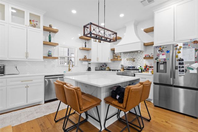 630 & 610 S Railroad Avenue, Shepherd, TX 77371