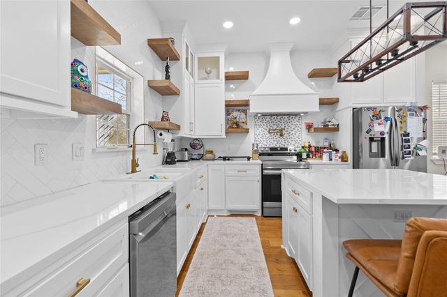 630 & 610 S Railroad Avenue, Shepherd, TX 77371