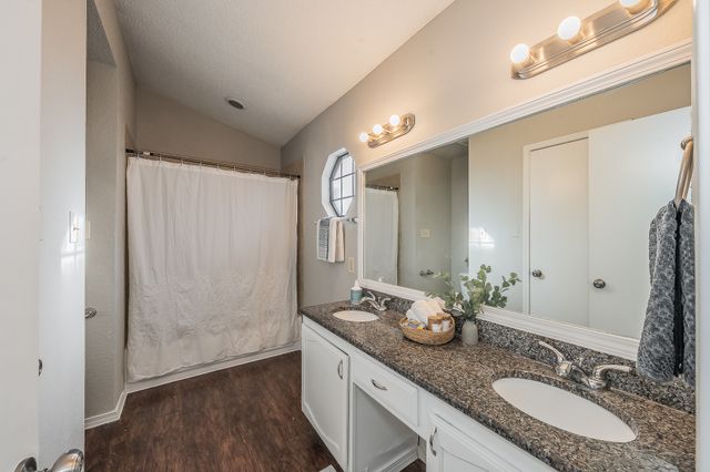 421 Sims Drive, Cedar Hill, TX 75104