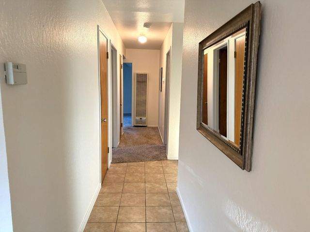 938 snyder, Davis, CA 95616