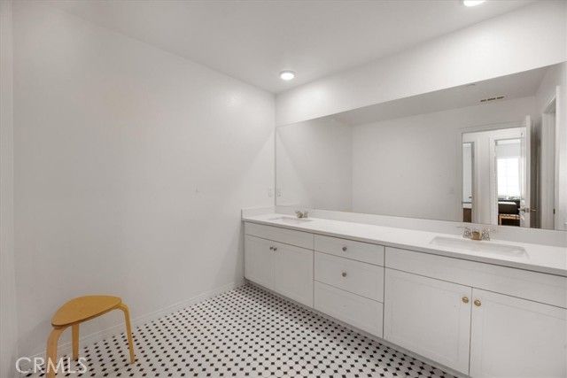 36195 Owens Drive, Winchester, CA 92596