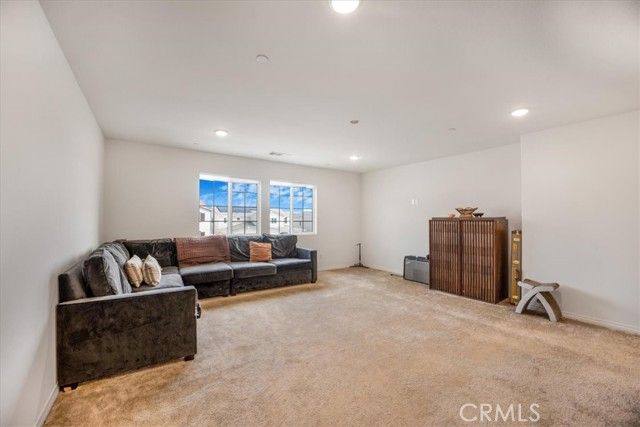 36195 Owens Drive, Winchester, CA 92596