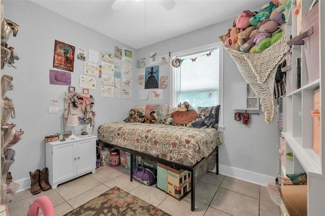 2055 WALTMAN STREET, Fort Myers, FL 33901