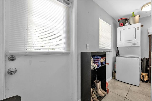 2055 WALTMAN STREET, Fort Myers, FL 33901