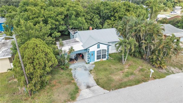 2055 WALTMAN STREET, Fort Myers, FL 33901