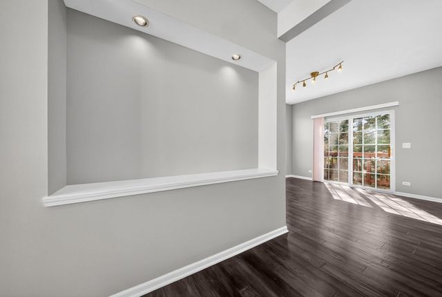 2321 Hudson Circle, Aurora, IL 60502