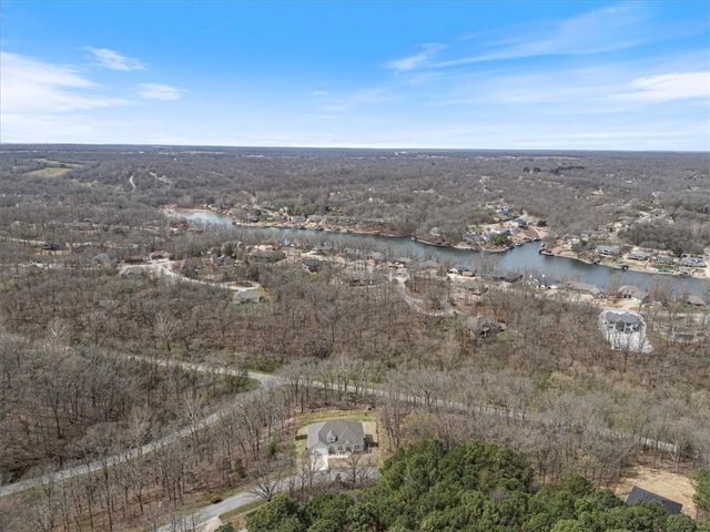 14 Skye Drive, Bella Vista, AR 72715