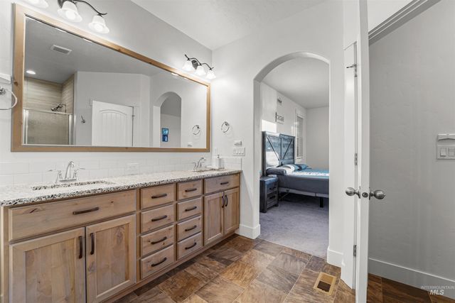 5147 N Mallorca Way, Meridian, ID 83646