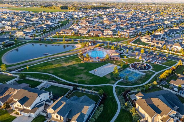 5147 N Mallorca Way, Meridian, ID 83646