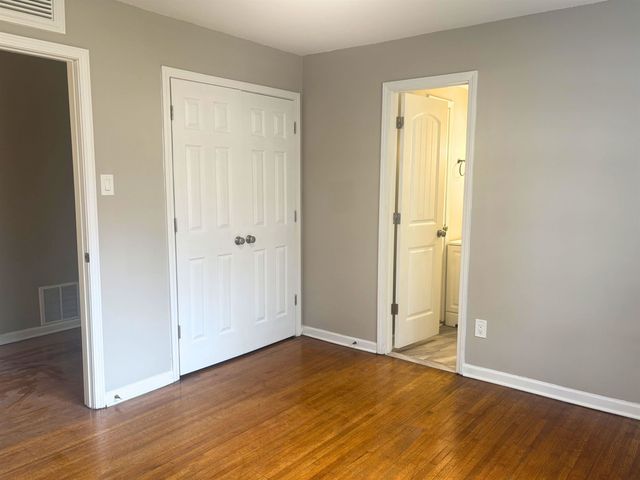 4491 DUNN RD, Memphis, TN 38117