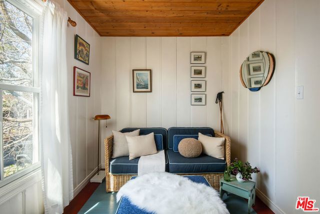 419 Hemlock Drive, Lake Arrowhead, CA 92352