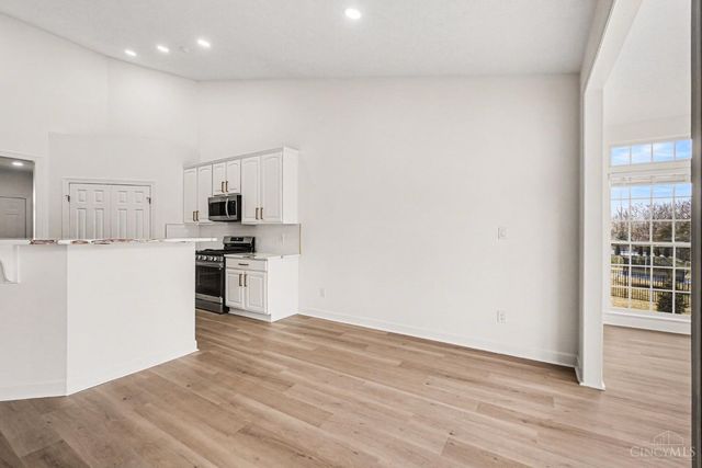 527 Sage Run Drive, Turtle Creek Twp, OH 45036