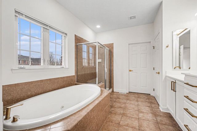 527 Sage Run Drive, Turtle Creek Twp, OH 45036