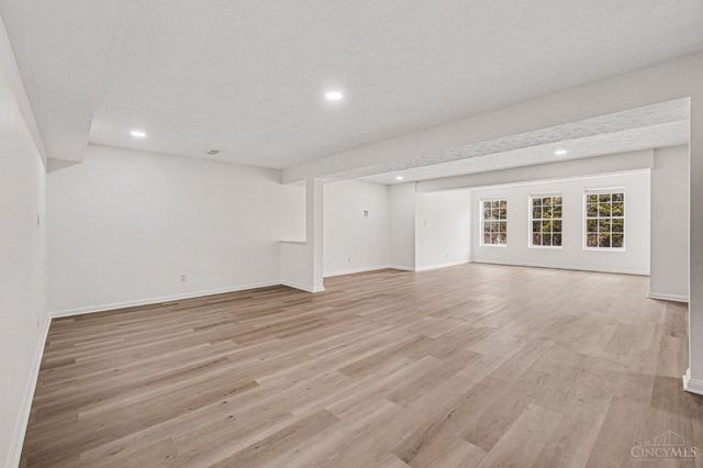 527 Sage Run Drive, Turtle Creek Twp, OH 45036