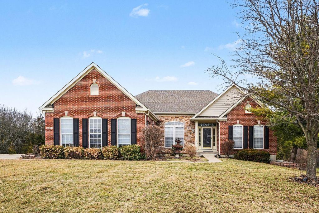 527 Sage Run Drive, Turtle Creek Twp, OH 45036
