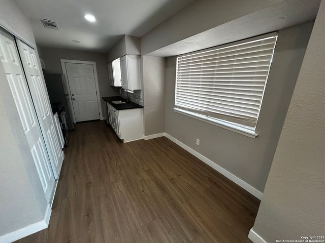 7447 Fieldgate, San Antonio, TX 78227