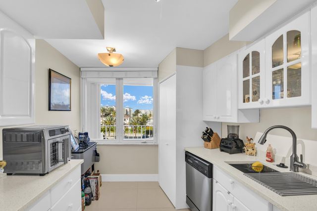 500 S Ocean Boulevard 309, Boca Raton, FL 33432