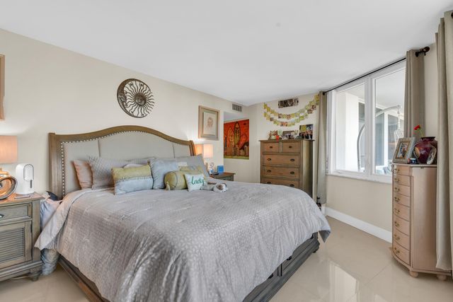 500 S Ocean Boulevard 309, Boca Raton, FL 33432