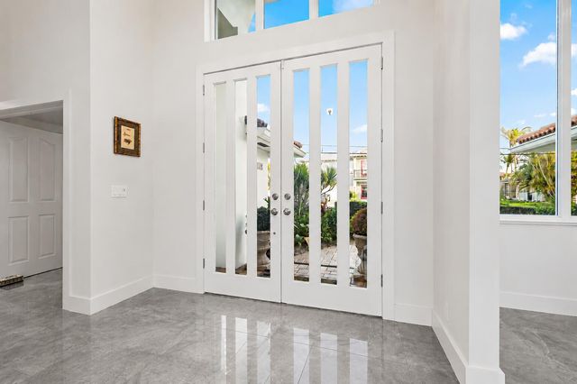 8565 SE Palm Street, Hobe Sound, FL 33455