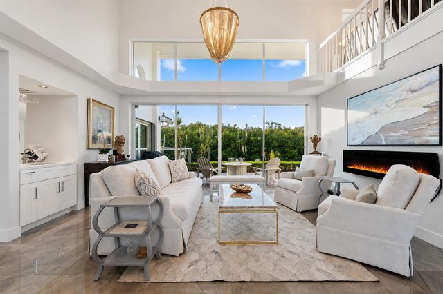 8565 SE Palm Street, Hobe Sound, FL 33455