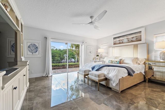 8565 SE Palm Street, Hobe Sound, FL 33455