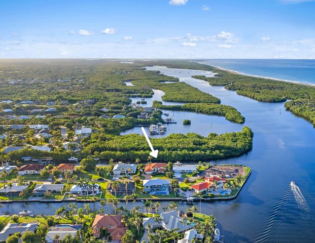 8565 SE Palm Street, Hobe Sound, FL 33455