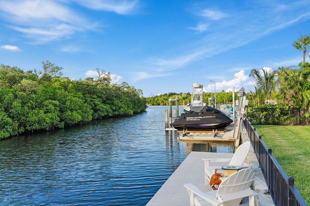 8565 SE Palm Street, Hobe Sound, FL 33455