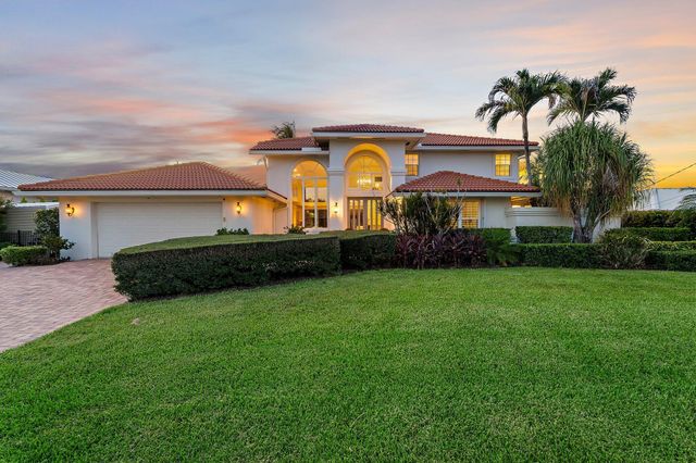 8565 SE Palm Street, Hobe Sound, FL 33455