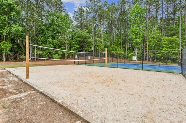 89 Clubhouse Way, Acworth, GA 30101