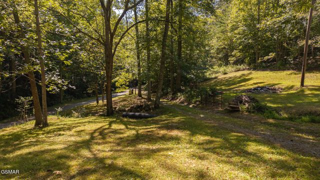 997 Miller Hollow Road, Bean Station, TN 37708
