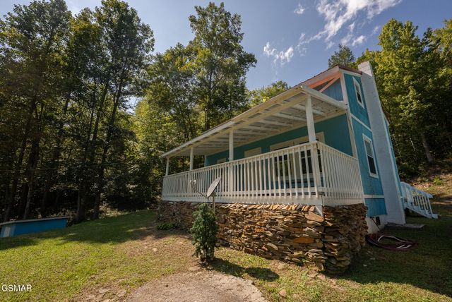 997 Miller Hollow Road, Bean Station, TN 37708