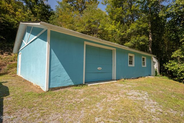 997 Miller Hollow Road, Bean Station, TN 37708