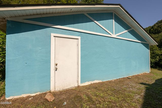 997 Miller Hollow Road, Bean Station, TN 37708