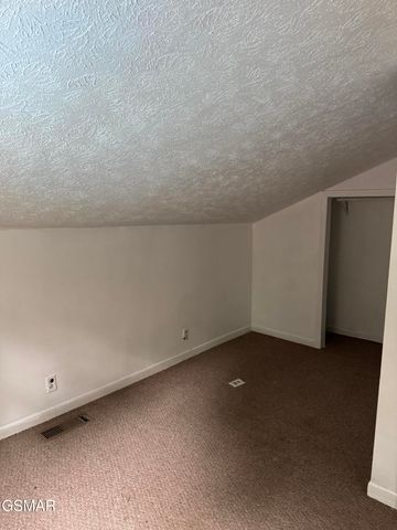 997 Miller Hollow Road, Bean Station, TN 37708