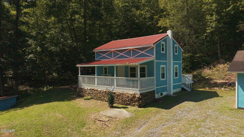 997 Miller Hollow Road, Bean Station, TN 37708