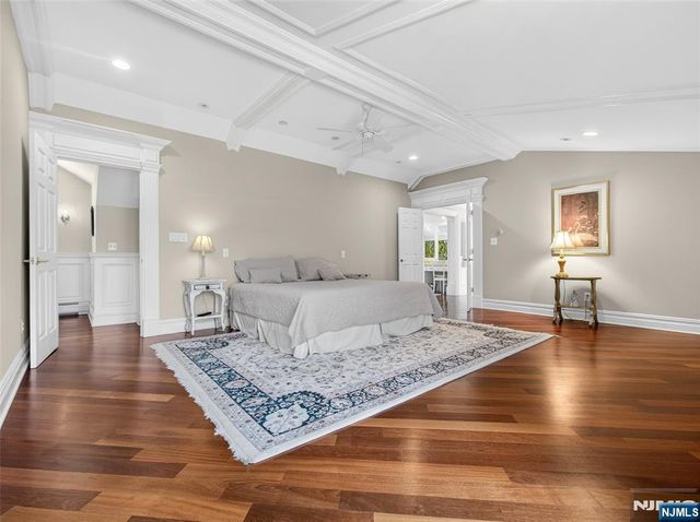 240 Green Ridge Road, Franklin Lakes, NJ 07417