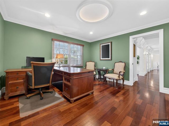 240 Green Ridge Road, Franklin Lakes, NJ 07417